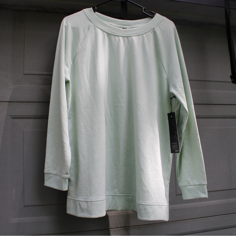 NWT Kyodan Large Crewneck